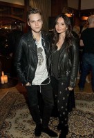 Alexander Calvert & Jenna Berman