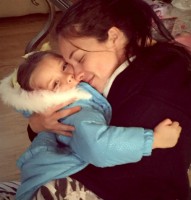 Alexis Knapp with daughter Kailani Knapp
