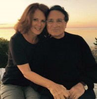 Bari Weiss parents- Amy Weiss & Lou Weiss