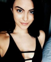 Camila Mendes