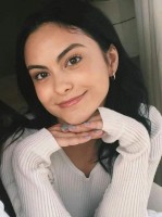 Camila Mendes
