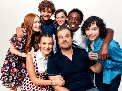 Gaten Matarazzo & the cast of Stranger Things