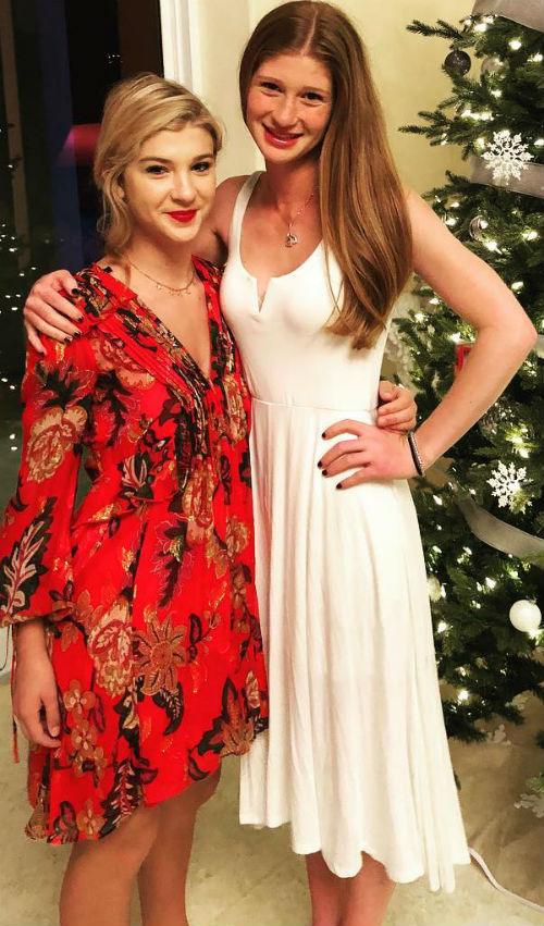 Gates sisters- Jennifer & Phoebe Gates