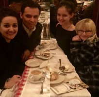 Izabela Vidovic family: father, mother, sister