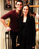 Kalama Epstein with sister Kilani