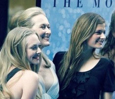 Louisa Gummer with her Mom
