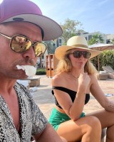 Luke Hemsworth with wife Samantha
