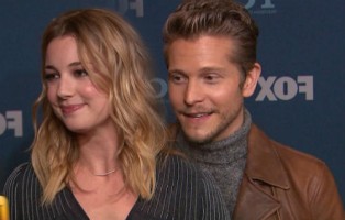 Matt Czuchry & Emily Vancamp