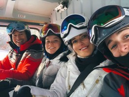Noah Schnapp & family Heliskiing