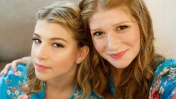 Phoebe Gates with sister Jennifer Gates
