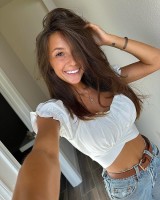 Taylor Alesia