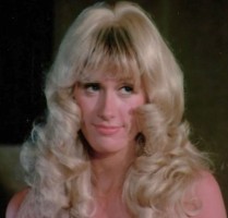 Robyn Hilton Bio Robyn Hilton